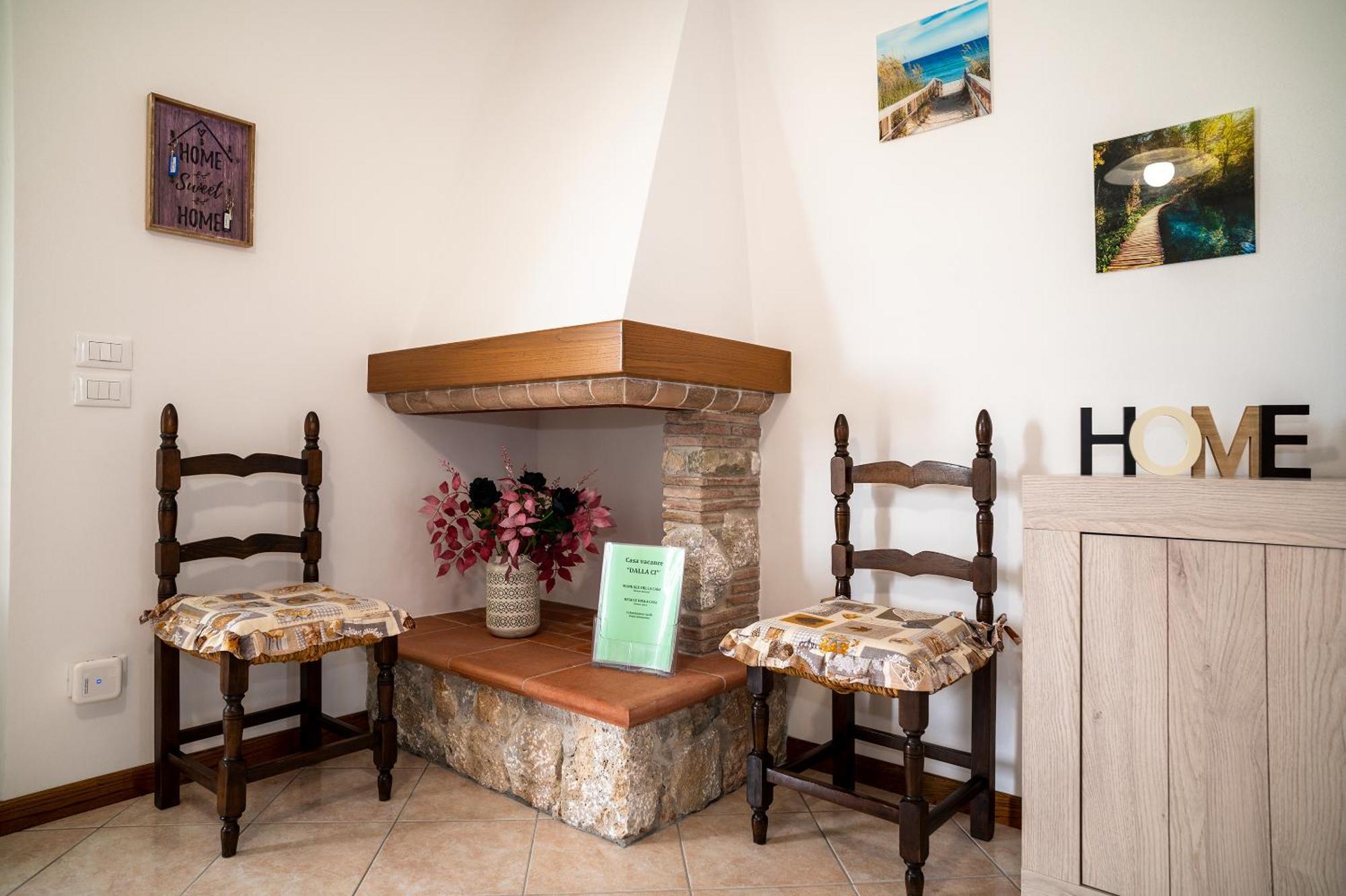 Casa Vacanze Dalla Ci Capezzano Pianore エクステリア 写真