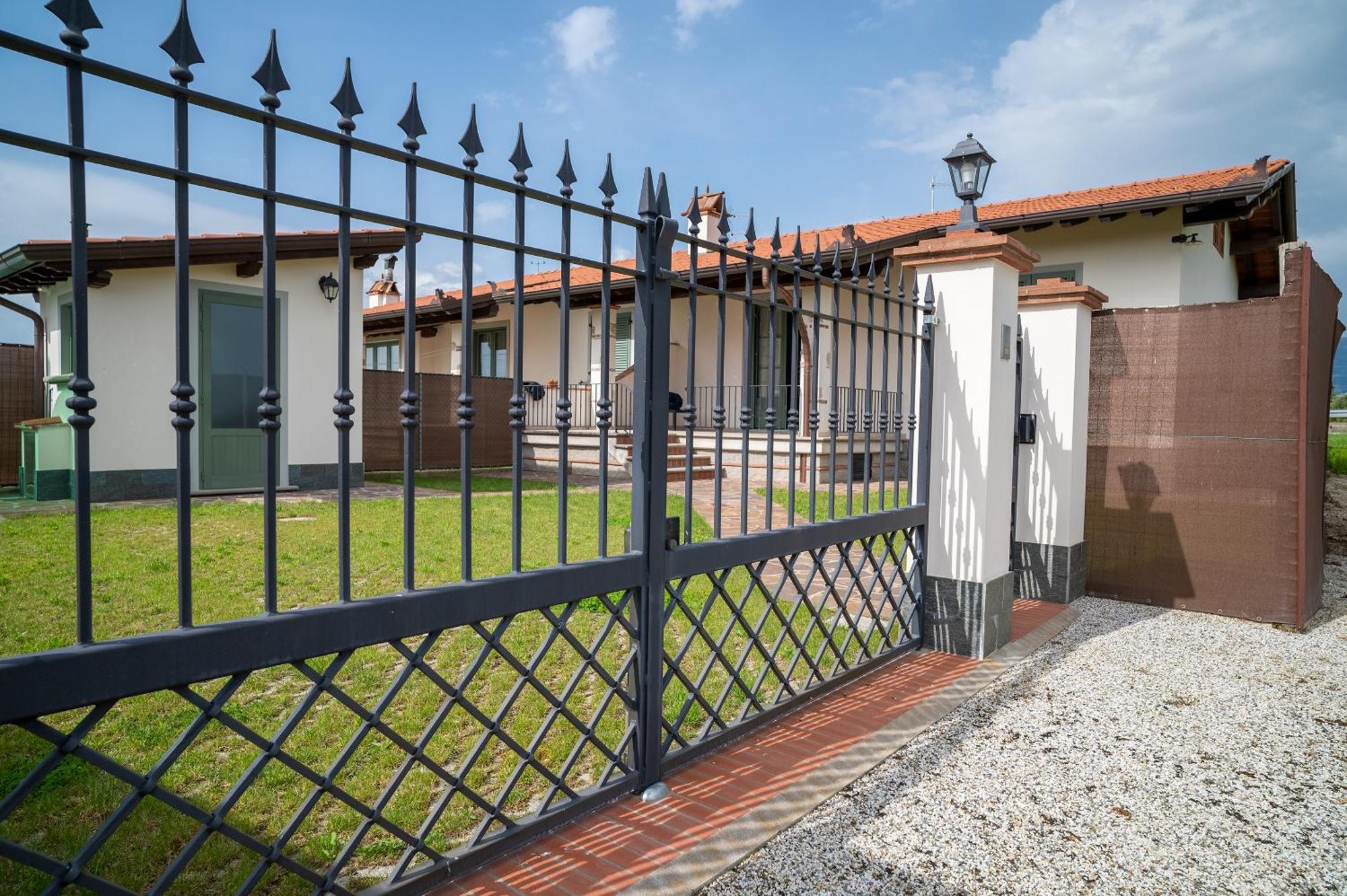 Casa Vacanze Dalla Ci Capezzano Pianore エクステリア 写真